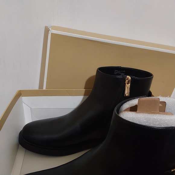 MICHAEL Michael Kors Shoes - MICHAEL Michael Kors Black Leather Ankle Boots with Gold Zipper Pull